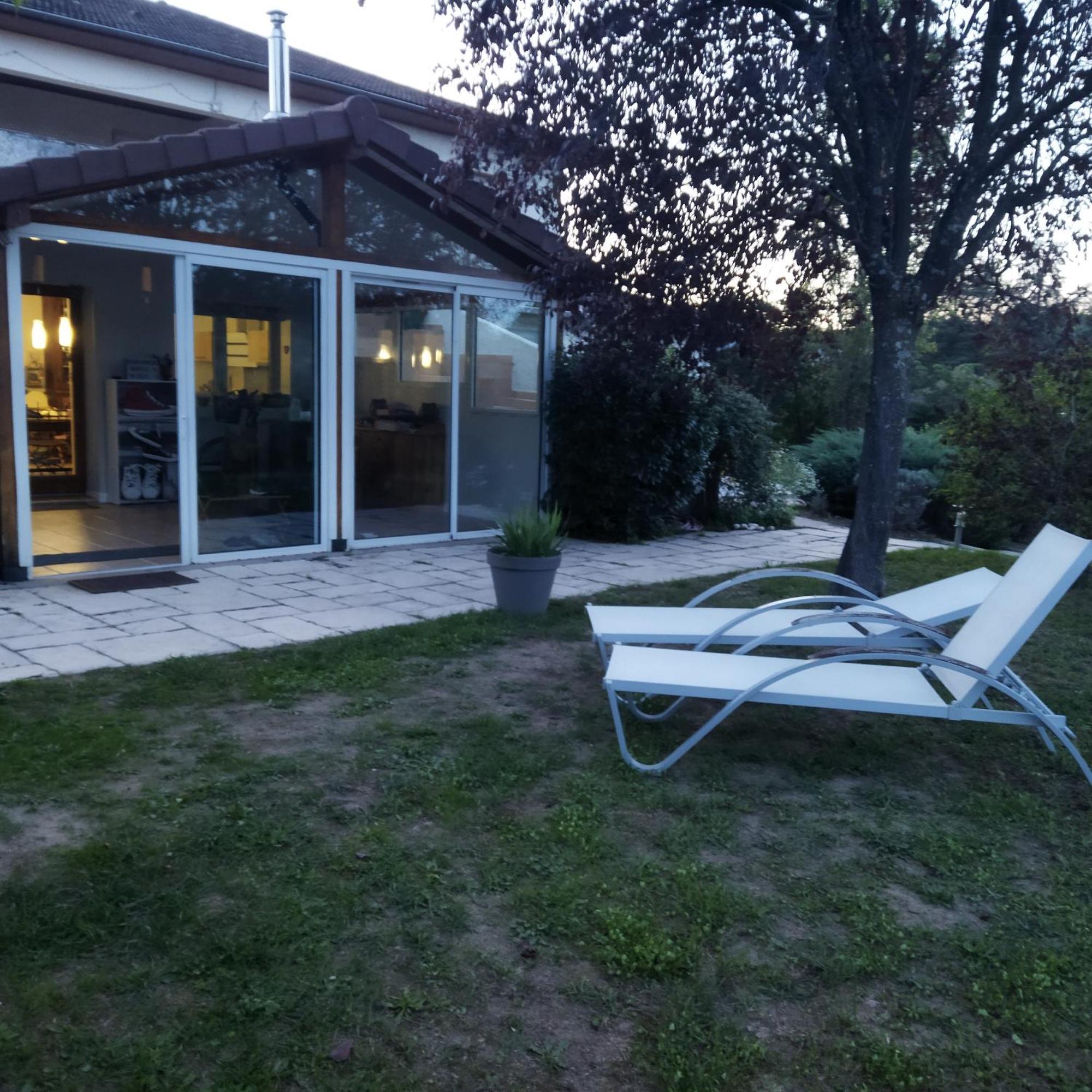 Chambre Dans Un Ecrin De Verdure Dommartin  Εξωτερικό φωτογραφία